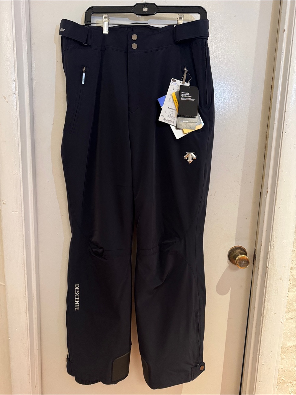 Descente Men's Black Ski Pants with Suspenders